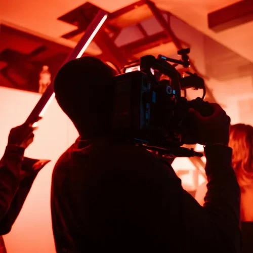 osarugue-igbinoba-FpWaEa2_d5w-unsplash